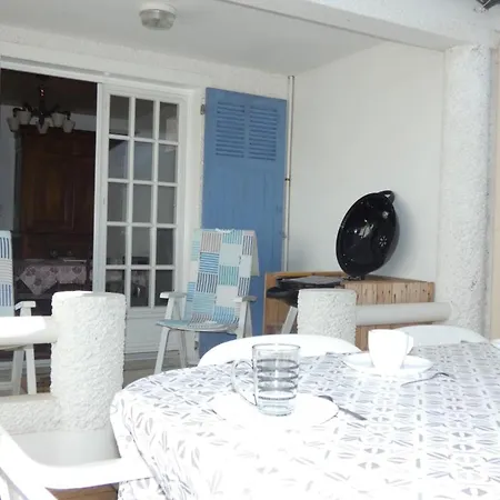 Maison De à - 6 Personnes, Animaux Admis, Parking - Fr-1-540-283